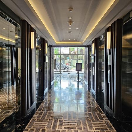 3Br Flat In Taman Anggrek Residence 자카르타 외부 사진